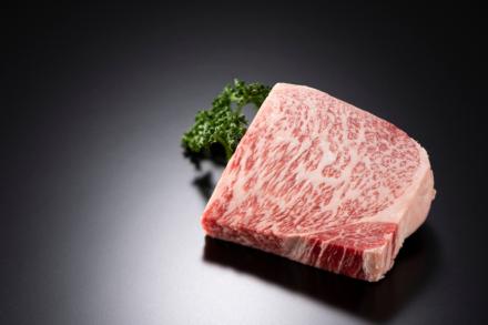 MUSCHI WAGYU A3 SAKURA - JAPONIA