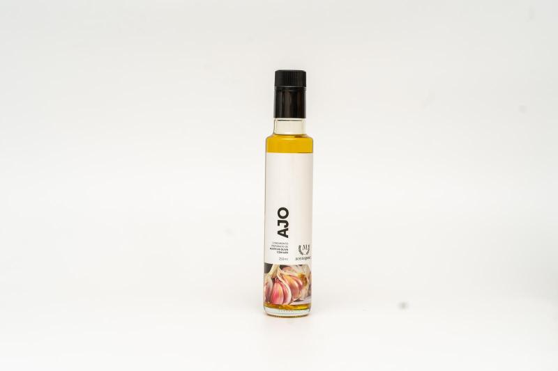     Ulei de Măsline cu Usturoi 250ml  – Primera Top